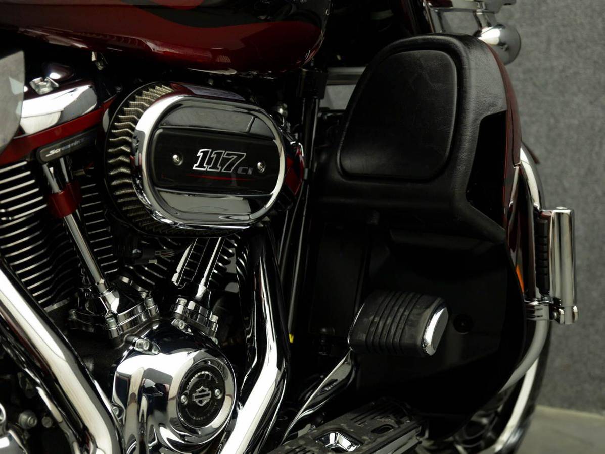 2022 HARLEY-DAVIDSON CVO TRI GLIDE - Image 8